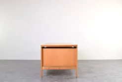 Bureau en chêne du milieu du siècle par Chr. Rasmussen pour Randers Møbelfabrik, années 1970.