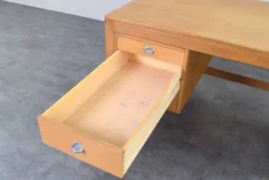 Bureau en chêne du milieu du siècle par Chr. Rasmussen pour Randers Møbelfabrik, années 1970.