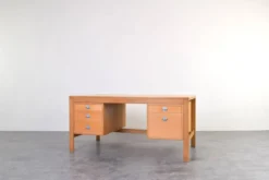 Bureau en chêne du milieu du siècle par Chr. Rasmussen pour Randers Møbelfabrik, années 1970.