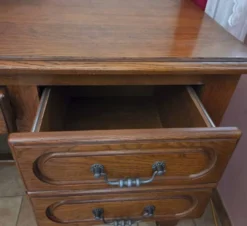 Bureau en chêne massif