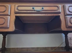 Bureau en chêne massif