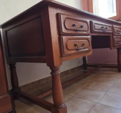 Bureau en chêne massif