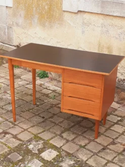 Bureau en chêne vintage année 70 Roumanie.