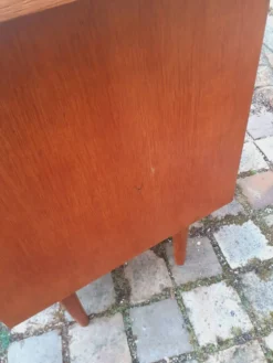 Bureau en chêne vintage année 70 Roumanie.