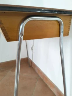 Bureau enfant années 70