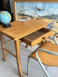Bureau enfant Baumann en bois et chaise Hitier vintage