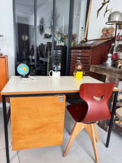 Bureau enfant moderniste vintage