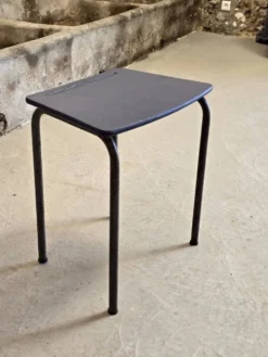Bureau Enfant plateau repeint bleu