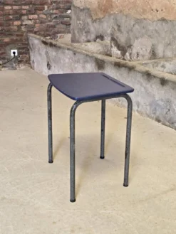 Bureau Enfant plateau repeint bleu
