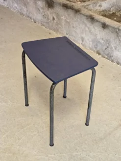 Bureau Enfant plateau repeint bleu