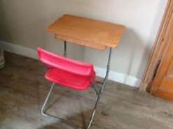 Bureau enfant pliant