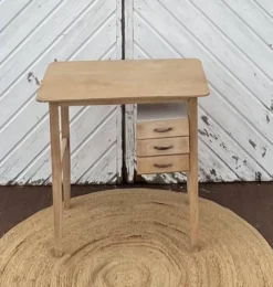 Bureau enfant vintage des années 60