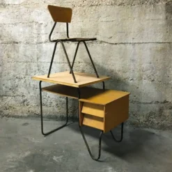Bureau enfant vintage et sa chaise