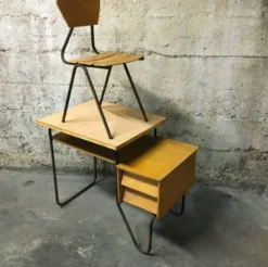 Bureau enfant vintage et sa chaise