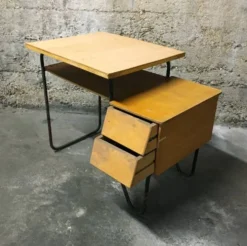 Bureau enfant vintage et sa chaise