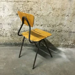 Bureau enfant vintage et sa chaise