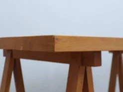 Bureau en hêtre massif avec chaises en cuir, Italie 1970