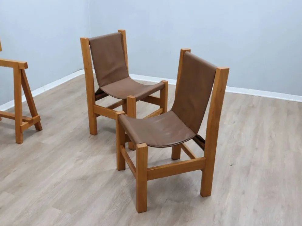 Bureau en hêtre massif avec chaises en cuir, Italie 1970