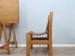 Bureau en hêtre massif avec chaises en cuir, Italie 1970