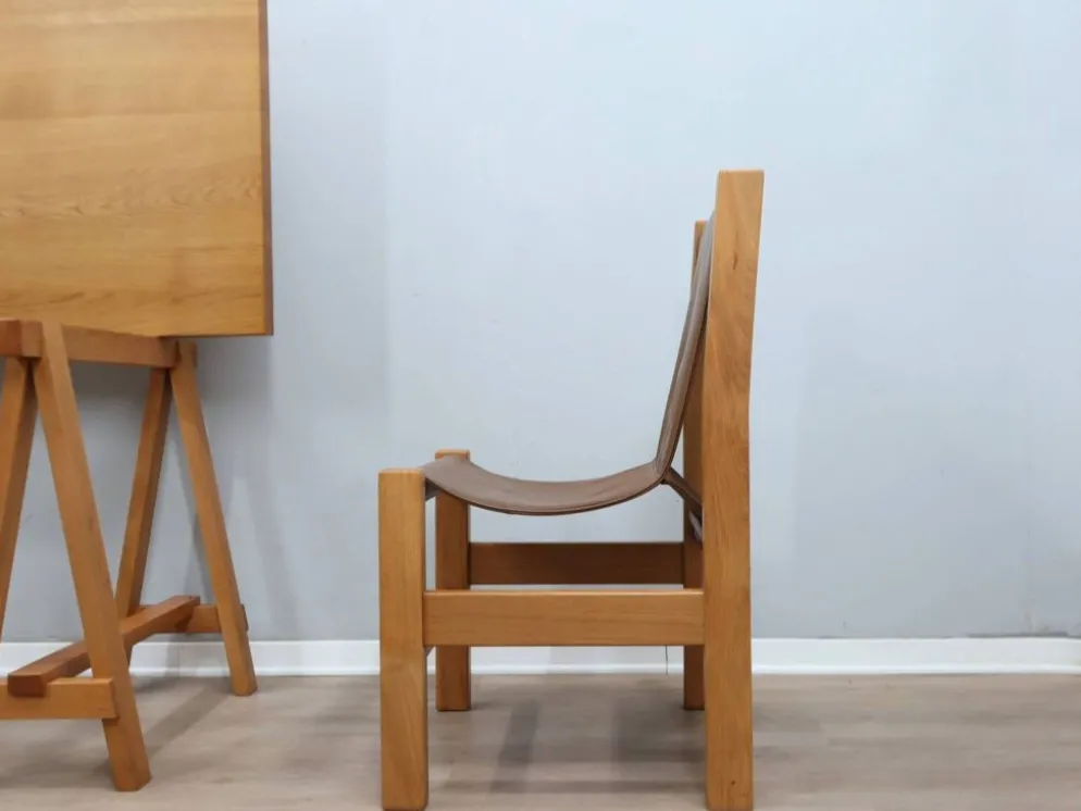 Bureau en hêtre massif avec chaises en cuir, Italie 1970