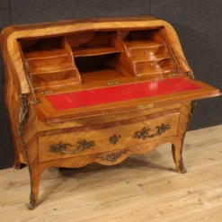 Bureau en marqueterie français du 20e siècle