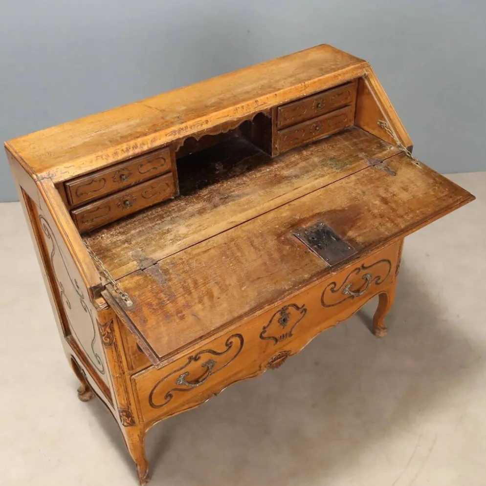 Bureau en noyer