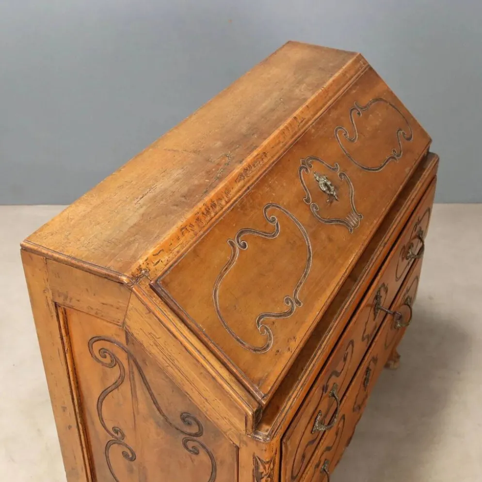 Bureau en noyer
