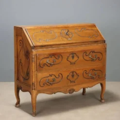 Bureau en noyer