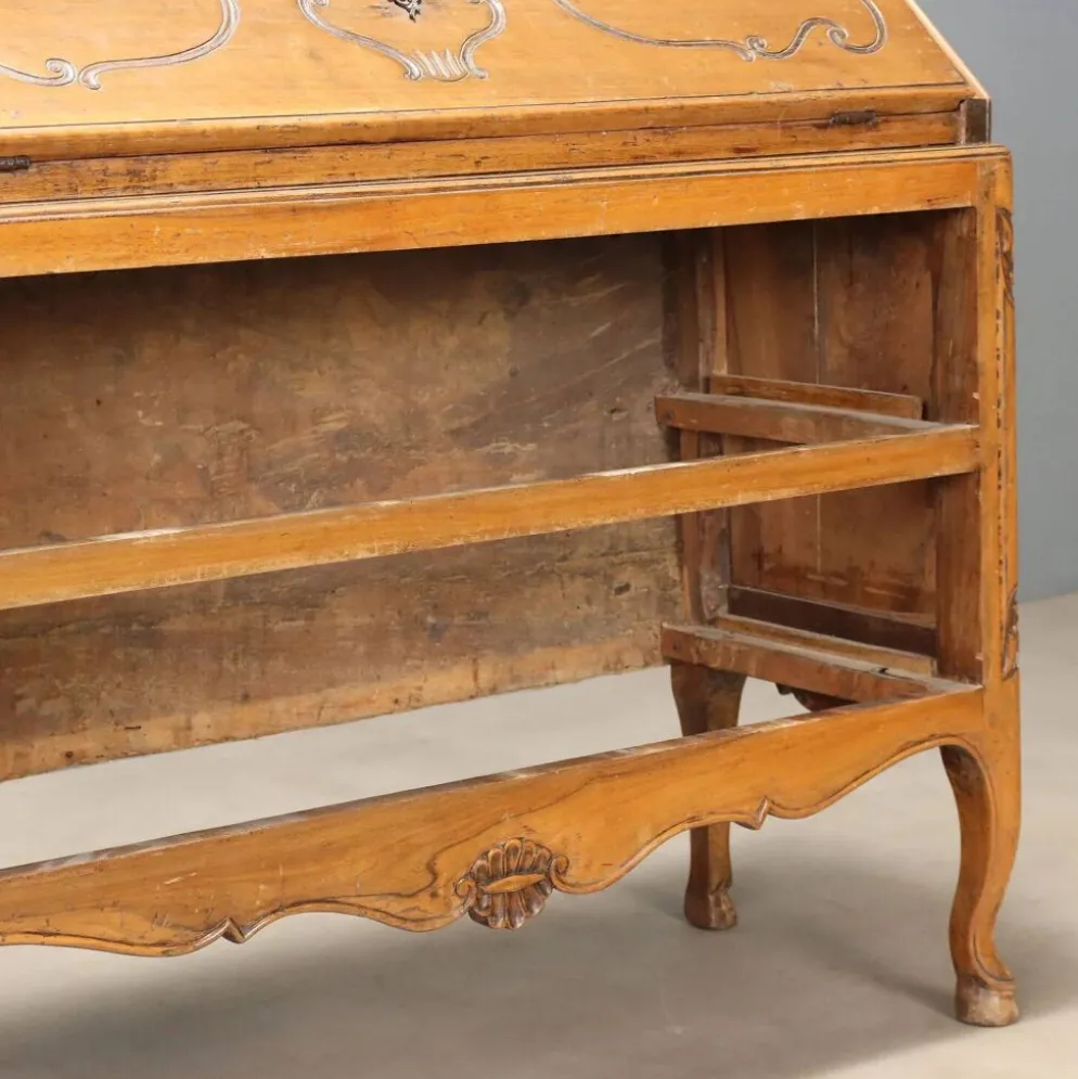 Bureau en noyer