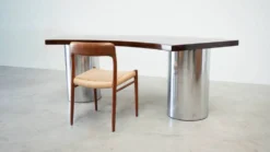 Bureau en noyer italien et chrome