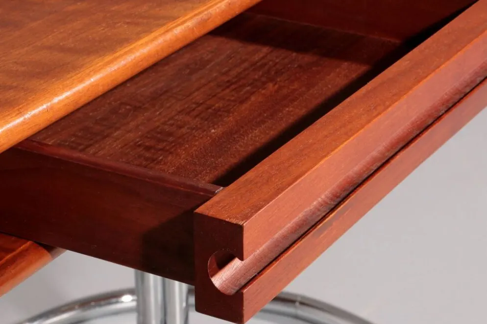 Bureau en noyer "Maia" au design italien par Giotto Stoppino pour Bernini, années 1960.