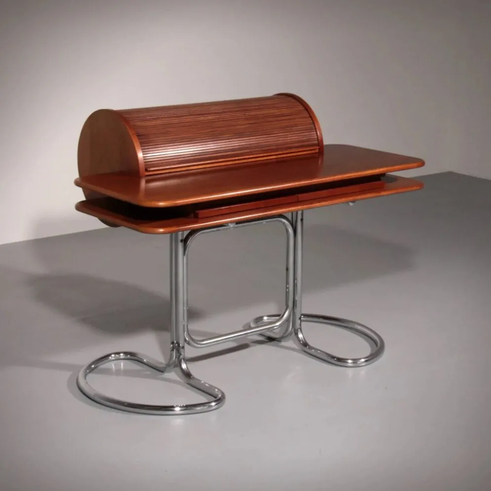 Bureau en noyer "Maia" au design italien par Giotto Stoppino pour Bernini, années 1960.