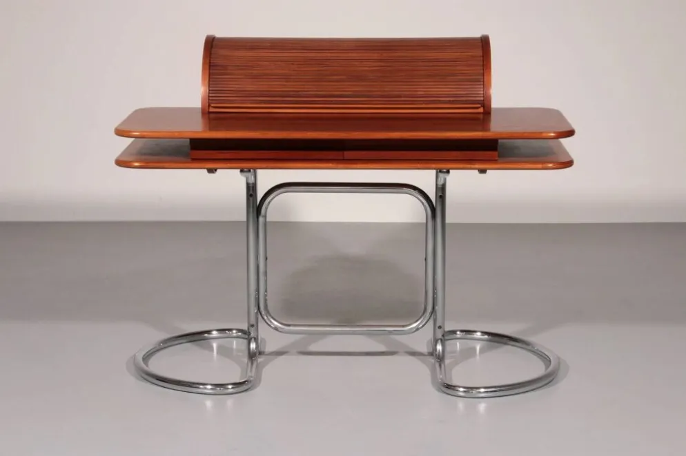 Bureau en noyer "Maia" au design italien par Giotto Stoppino pour Bernini, années 1960.