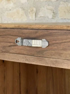 Bureau en noyer massif rénové 5 tiroirs