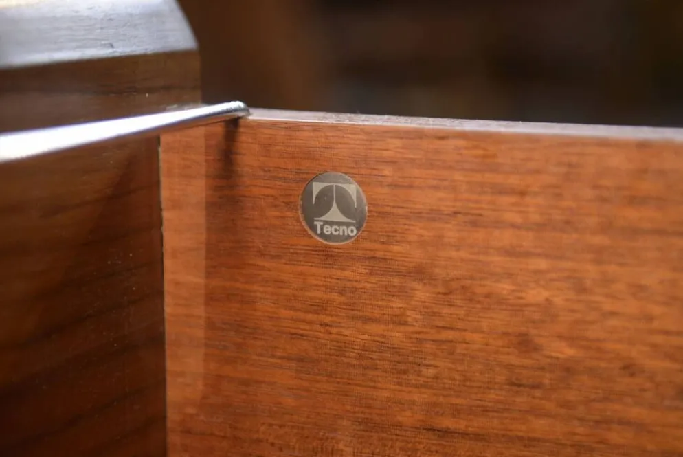 Bureau en palissandre modèle T95 par Osvaldo Borsani pour Tecno 1960’s