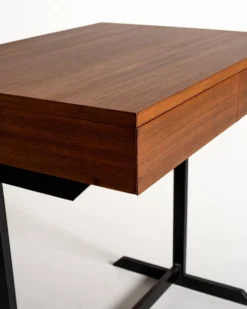 Bureau en teck avec structure en métal noir, production européenne, années 1960