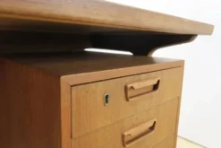 Bureau en teck avec tiroirs, Danemark 1960
