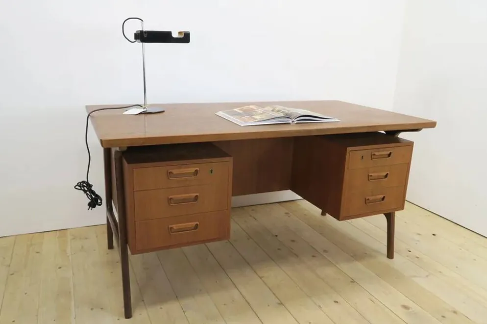 Bureau en teck avec tiroirs, Danemark 1960