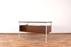 Bureau en teck danois des années 1970.