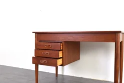 Bureau en teck danois de style mid-century moderne, années 1960
