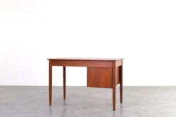 Bureau en teck danois de style mid-century moderne, années 1960