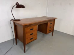 Bureau en teck danois vintage des années 1960