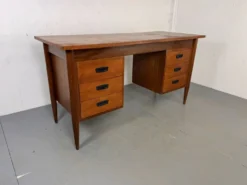 Bureau en teck danois vintage des années 1960
