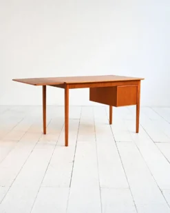 Bureau en teck des années 1960 avec extension à rabat.