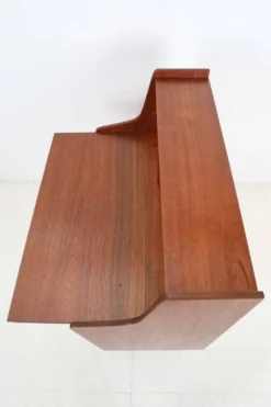 Bureau en teck des années 60 / secrétaire / design danois moderne