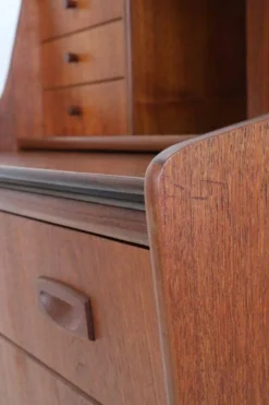Bureau en teck des années 60 / secrétaire / design danois moderne