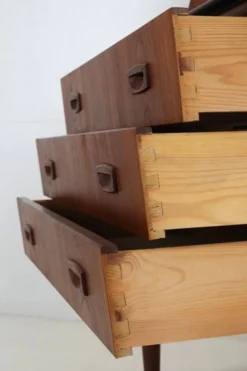 Bureau en teck des années 60 / secrétaire / design danois moderne