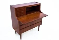 Bureau en teck, design danois, années 1960.