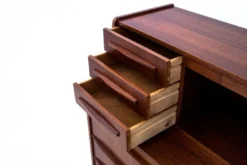 Bureau en teck, design danois, années 1960.