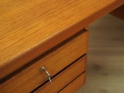 Bureau en teck, design danois, années 1970, fabriqué par Omann Jun.